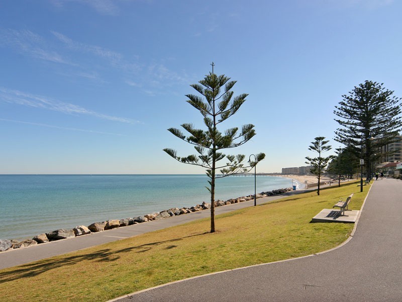 Unit 9, 16 Moseley Street, Glenelg SA 5045