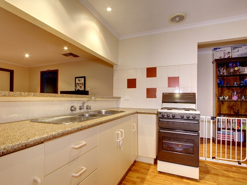 7 Hayford Crescent, Morphett Vale SA 5162