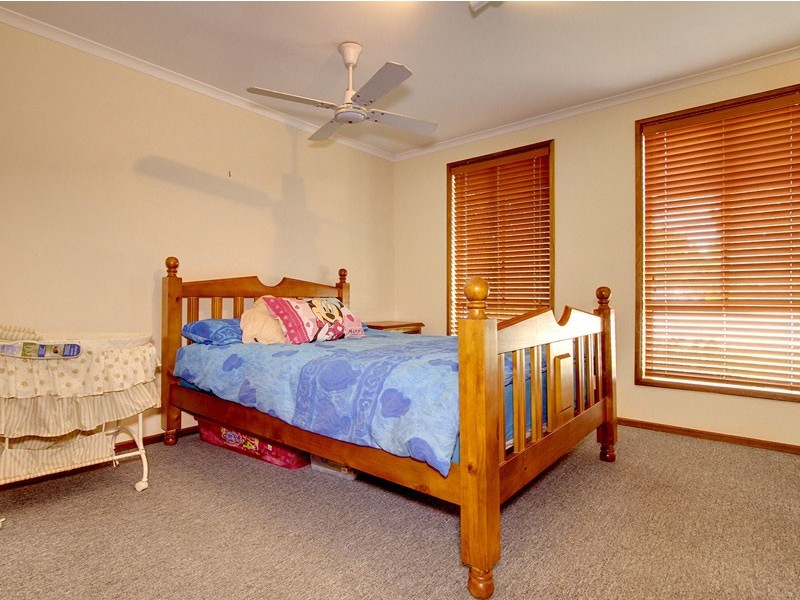 7 Hayford Crescent, Morphett Vale SA 5162