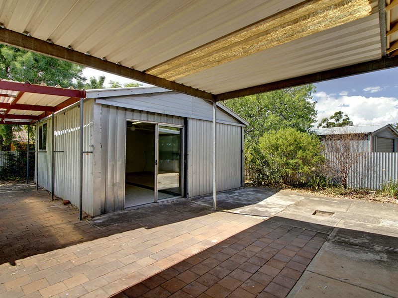 14 Lindsay Drive, Morphett Vale SA 5162