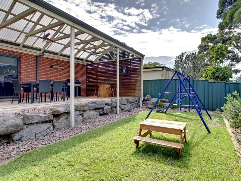 12 Dianne Street, Happy Valley SA 5159