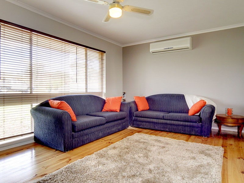 21 Inverness Avenue, Morphett Vale SA 5162