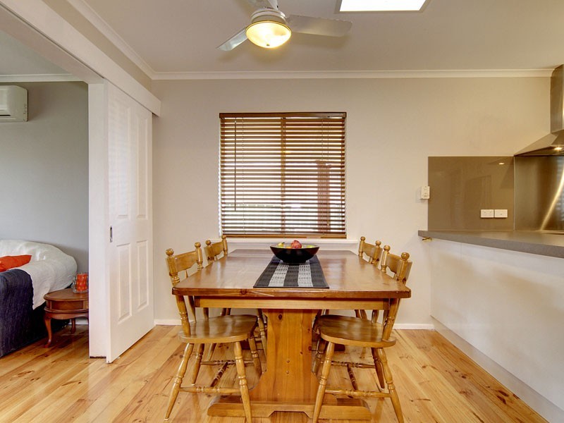 21 Inverness Avenue, Morphett Vale SA 5162