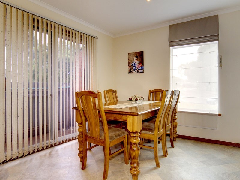 5 Nash Crescent, Morphett Vale SA 5162