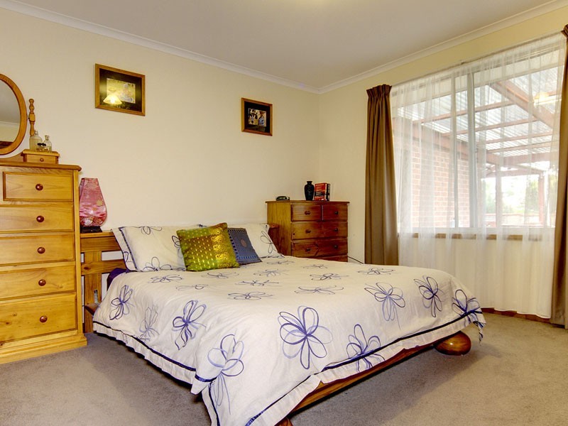 5 Nash Crescent, Morphett Vale SA 5162