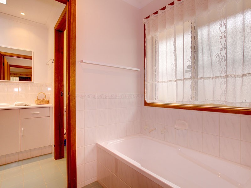 95 Sherebrooke Boulevard, Woodcroft SA 5162