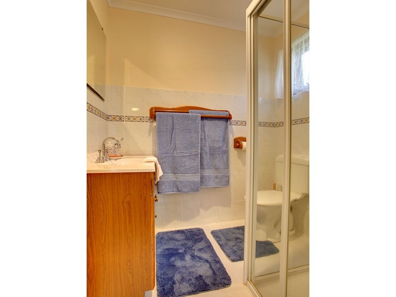 6 Queens Way, Woodcroft SA 5162