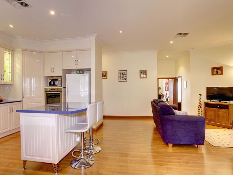 44 Coachwood Drive, Aberfoyle Park SA 5159