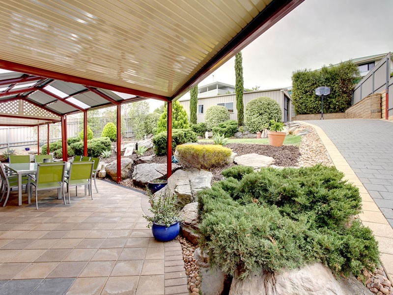 44 Coachwood Drive, Aberfoyle Park SA 5159