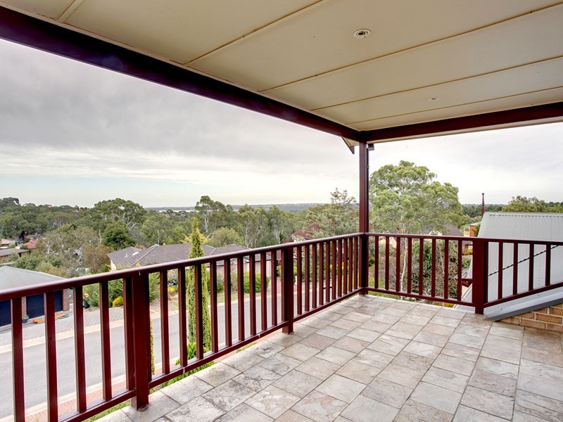 44 Coachwood Drive, Aberfoyle Park SA 5159