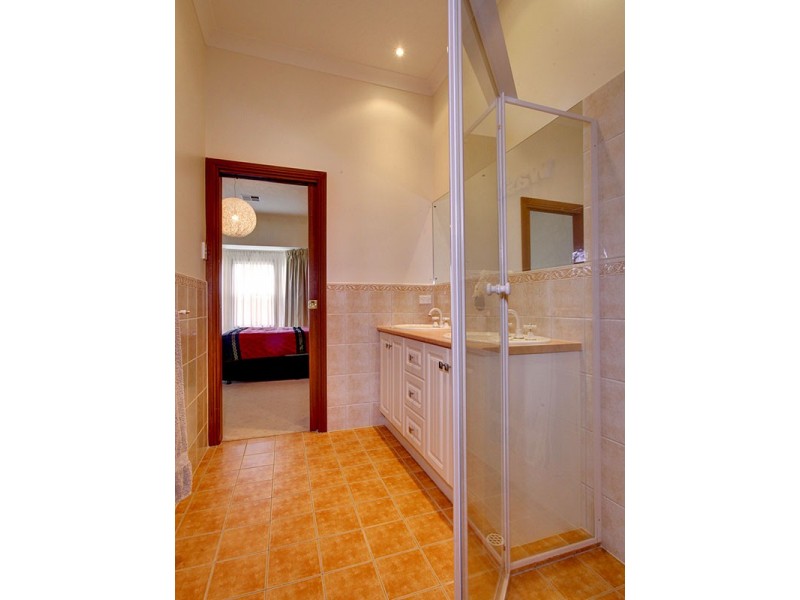 44 Coachwood Drive, Aberfoyle Park SA 5159