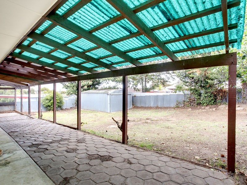 37 Suzanne Avenue, Morphett Vale SA 5162