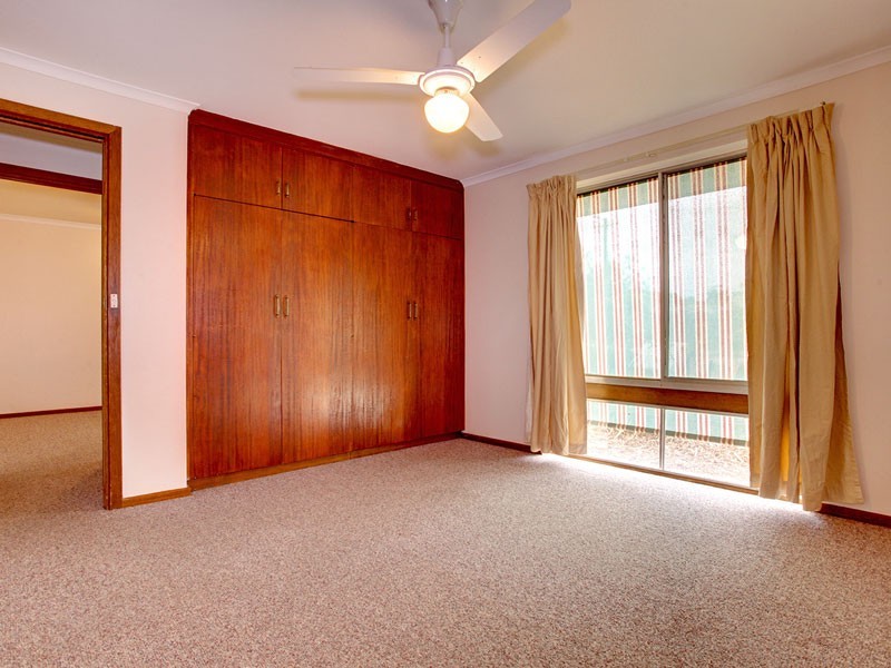 37 Suzanne Avenue, Morphett Vale SA 5162