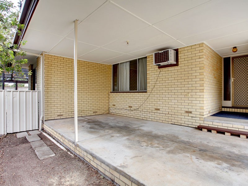 37 Suzanne Avenue, Morphett Vale SA 5162