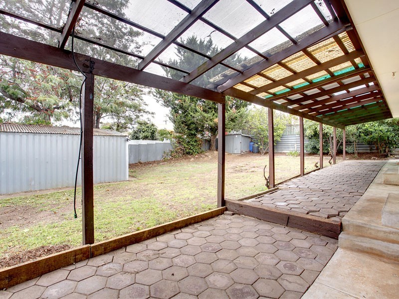 37 Suzanne Avenue, Morphett Vale SA 5162