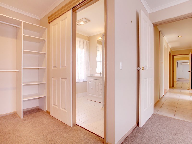 7 Oakhill Crescent, Morphett Vale SA 5162