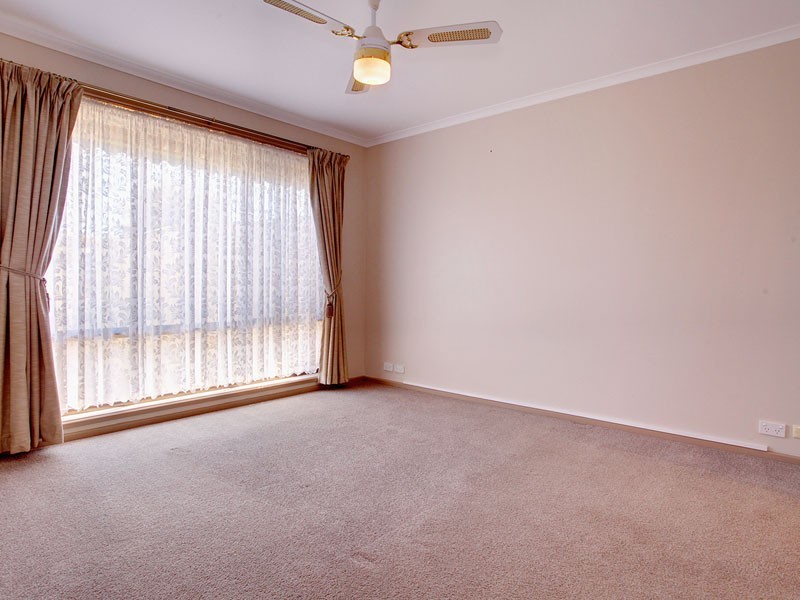 7 Oakhill Crescent, Morphett Vale SA 5162