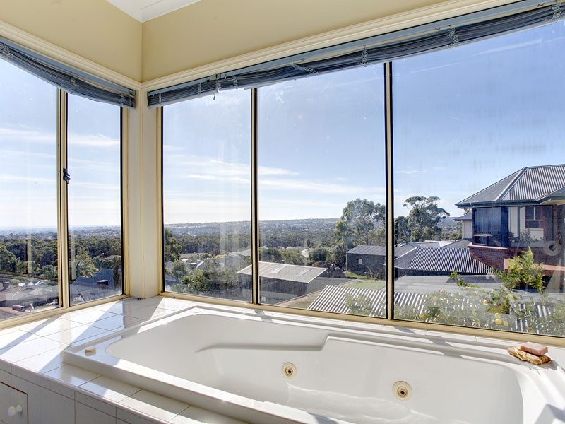 3 Connemara Way, Woodcroft SA 5162