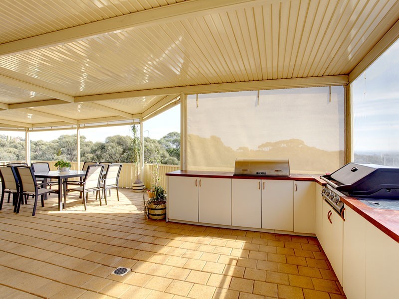 3 Connemara Way, Woodcroft SA 5162