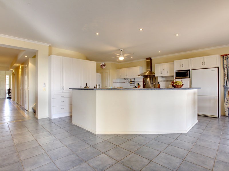 3 Connemara Way, Woodcroft SA 5162