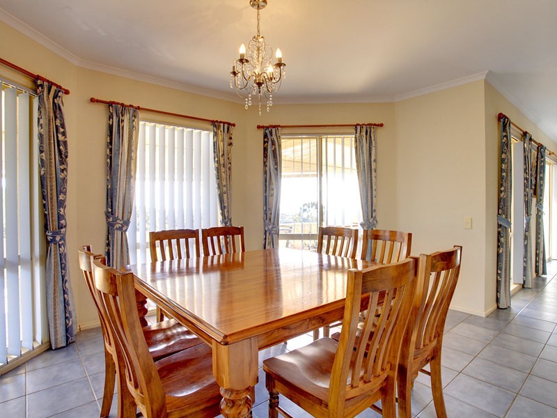 3 Connemara Way, Woodcroft SA 5162