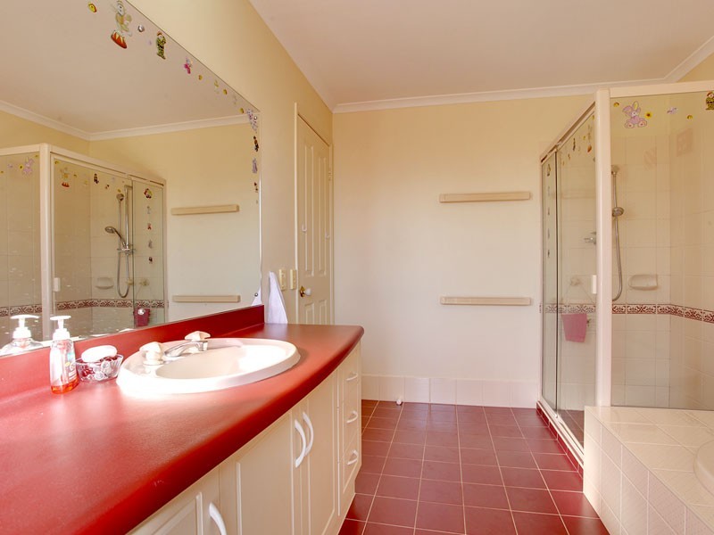 3 Connemara Way, Woodcroft SA 5162