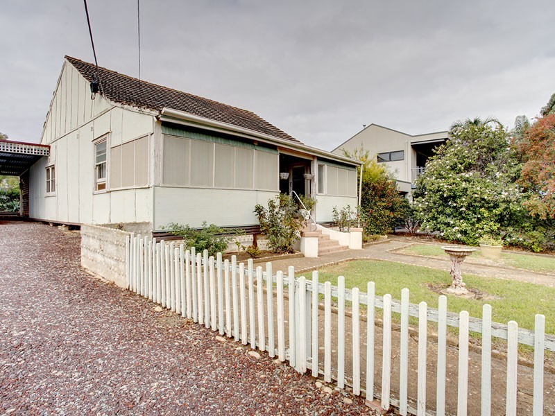 27 Third Avenue, Moana SA 5169