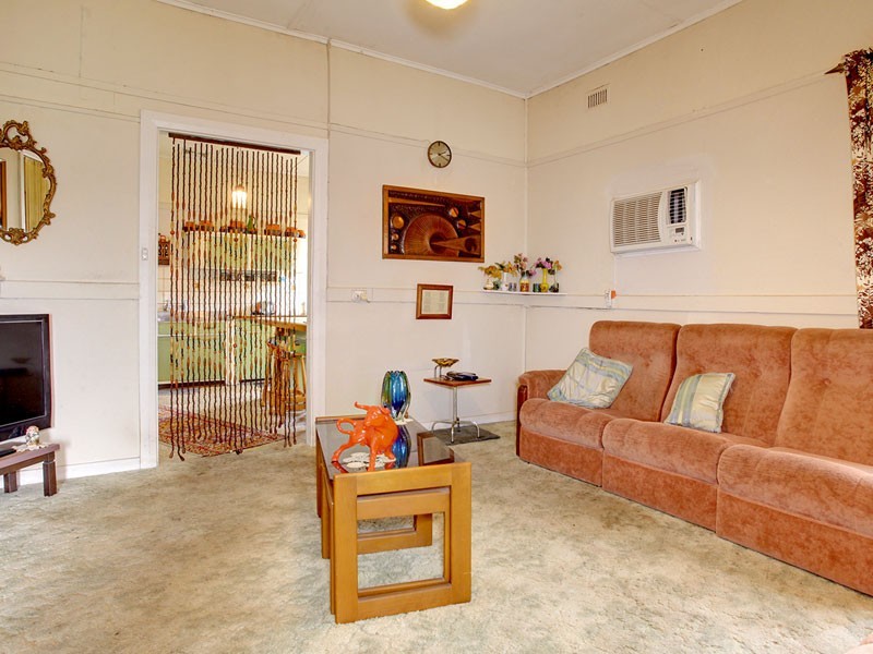 27 Third Avenue, Moana SA 5169