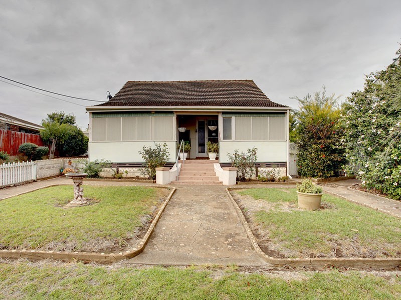 27 Third Avenue, Moana SA 5169