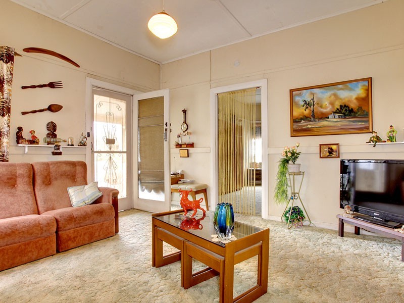 27 Third Avenue, Moana SA 5169