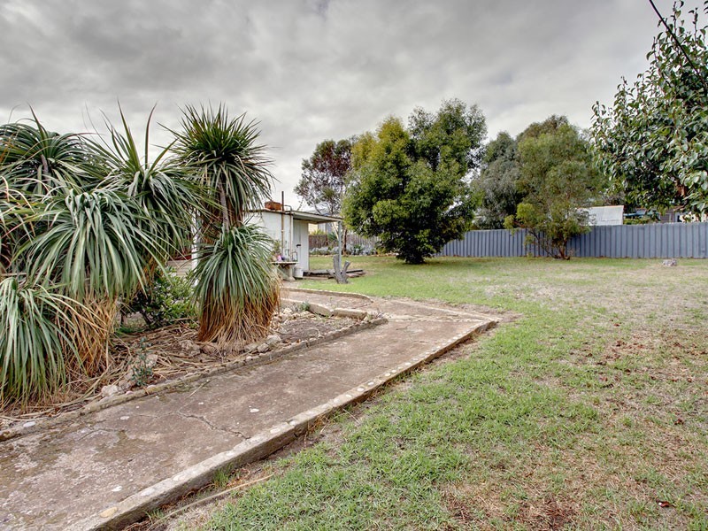 27 Third Avenue, Moana SA 5169