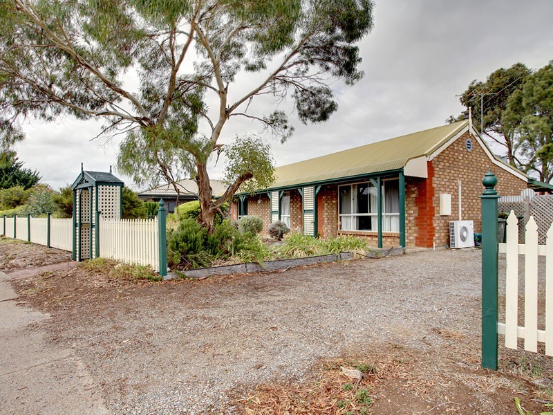 19 Greenlees Parade, Aldinga Beach SA 5173