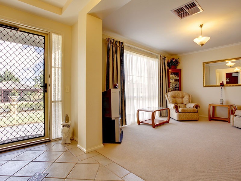 30 Baltimore Avenue, Morphett Vale SA 5162
