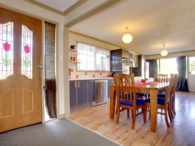 14 Essexvale Avenue, Huntfield Heights SA 5163