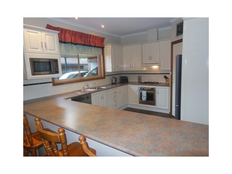 17 Bassett Street, Willunga SA 5172