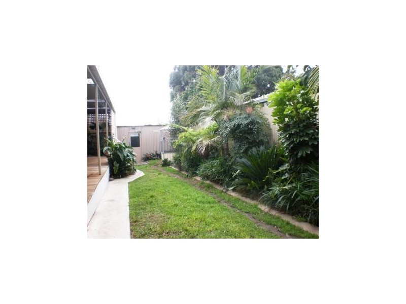 33 Harold Lea Way, Hackham SA 5163