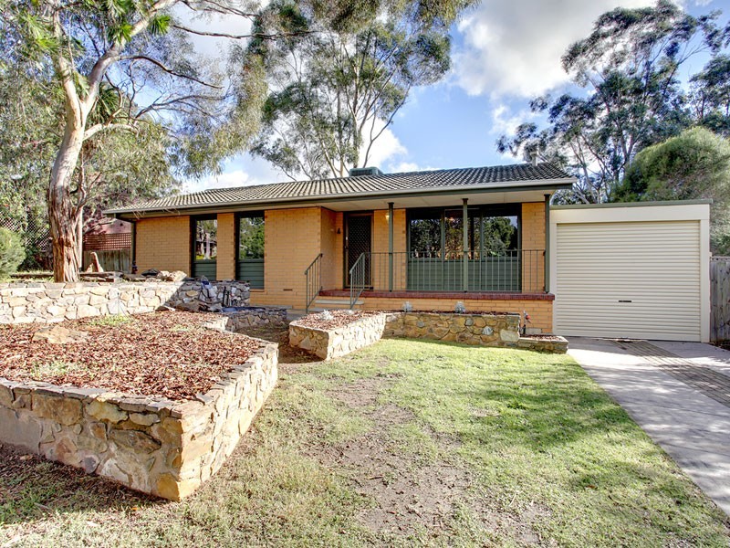 11 Redcraze Street, Aberfoyle Park SA 5159