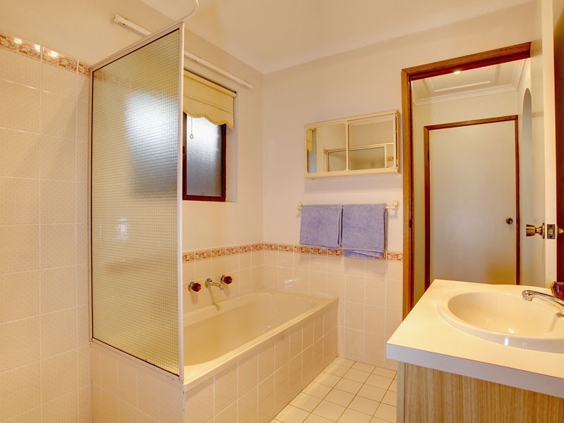 38 Dalkeith Road, Seaford Rise SA 5169