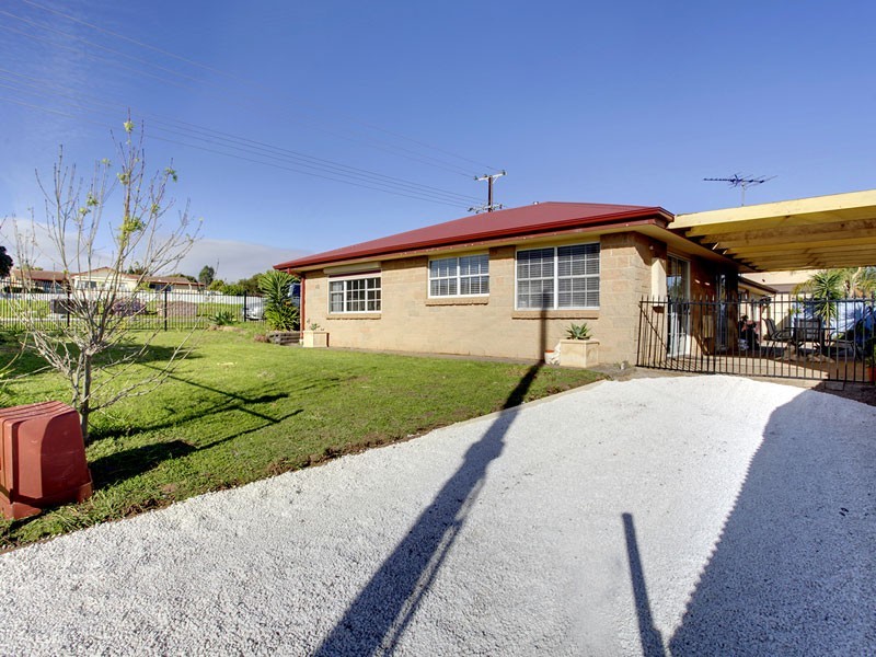 48 Wootoona Avenue, Christies Beach SA 5165