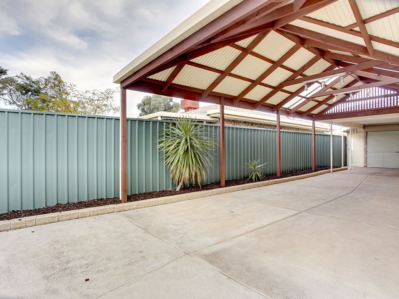10 Trim Crescent, Old Noarlunga SA 5168