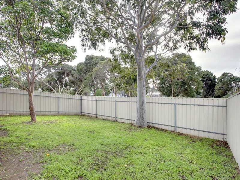 1 Lutana Court, Morphett Vale SA 5162