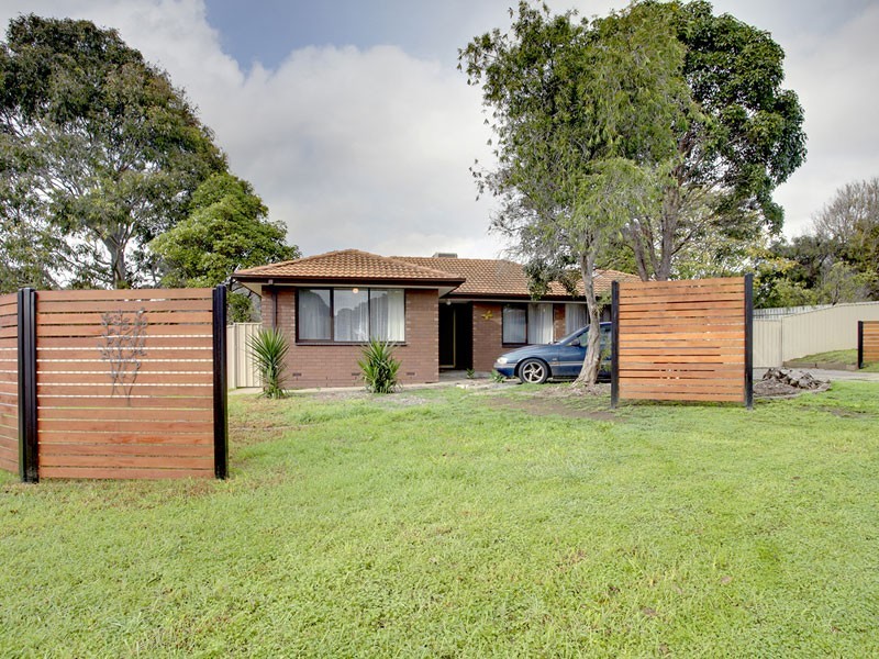 1 Lutana Court, Morphett Vale SA 5162