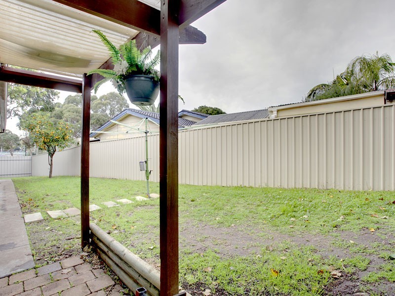 1 Lutana Court, Morphett Vale SA 5162