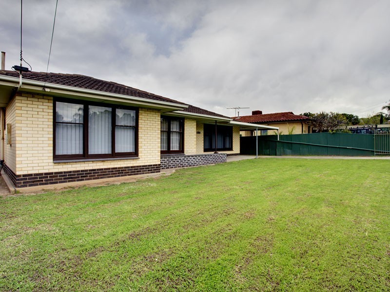 5 Roy Terrace, Christies Beach SA 5165