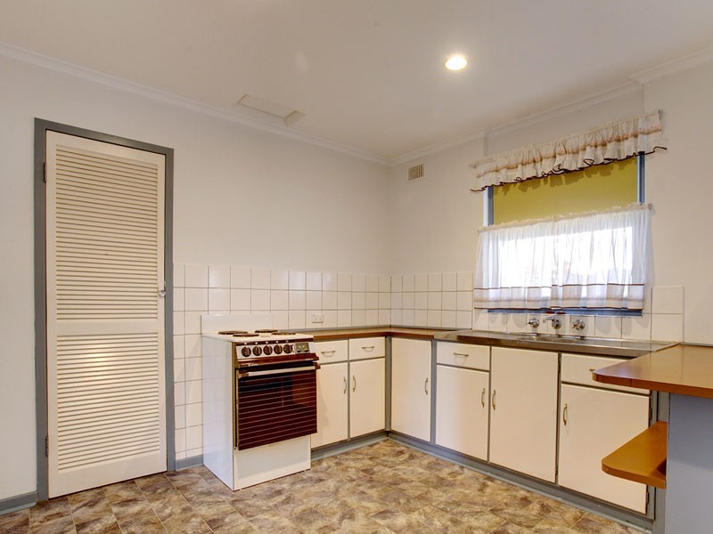 5 Roy Terrace, Christies Beach SA 5165