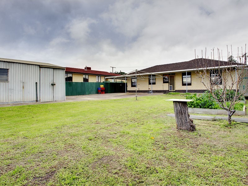 5 Roy Terrace, Christies Beach SA 5165