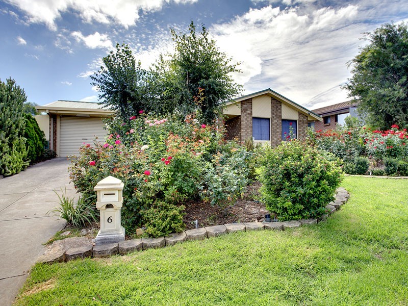 6 Queens Way, Woodcroft SA 5162