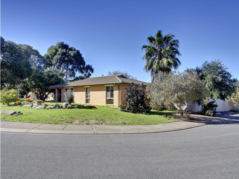 4 Waverley Way, Morphett Vale SA 5162