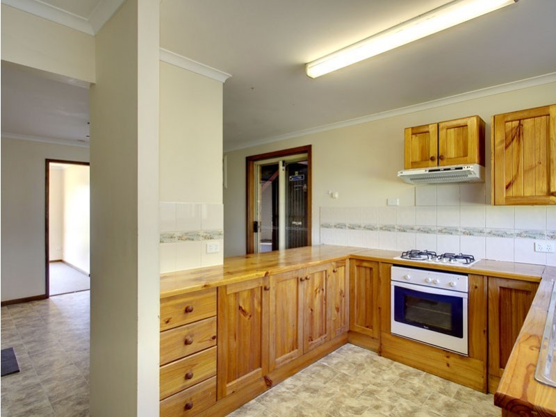 4 Waverley Way, Morphett Vale SA 5162