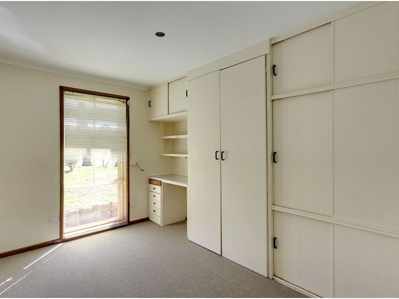 4 Waverley Way, Morphett Vale SA 5162